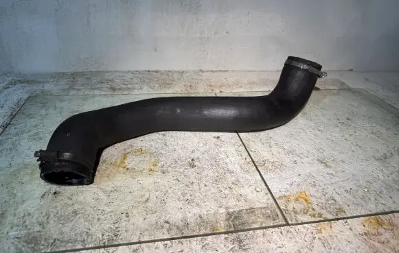 Ford Galaxy Intercooler hose/pipe