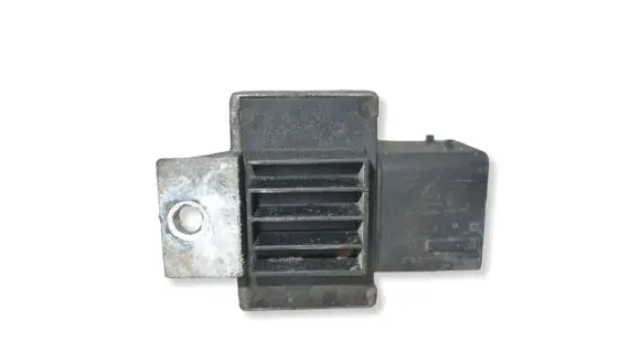 Citroen Berlingo Glow plug pre-heat relay 