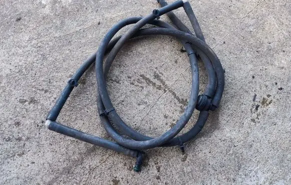 Chrysler 300 - 300C Headlight washer hose/pipe 