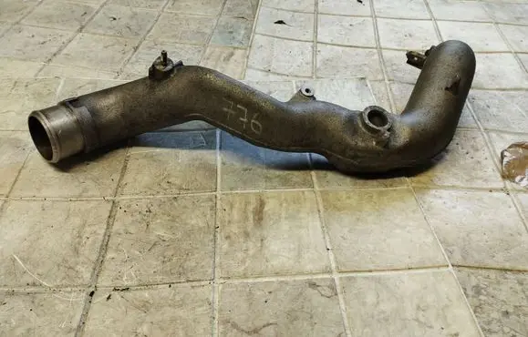 Mazda 5 Intercooler hose/pipe
