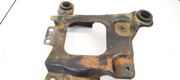 Volvo S40 Engine mounting bracket 95BB9B929AA