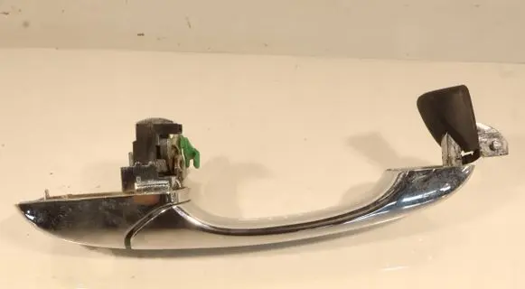 Chrysler 300 - 300C Front door exterior handle/bracket CR3300FL