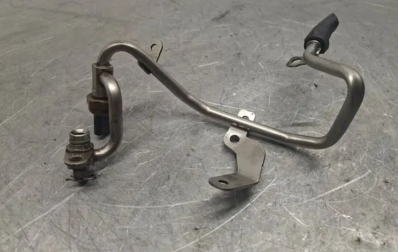 Mercedes-Benz E W213 Fuel pressure sensor A0009050603