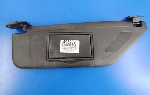 Sun visor