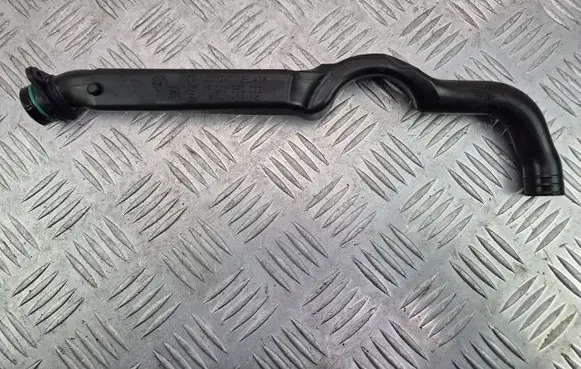 BMW X5 E70 Breather/breather pipe/hose 7796408