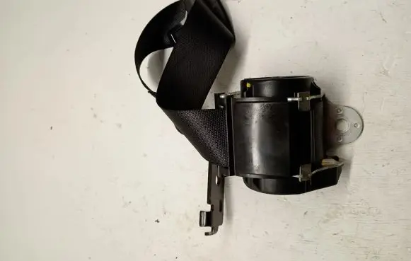 Mercedes-Benz E W213 Middle seatbelt (rear) 628420200A