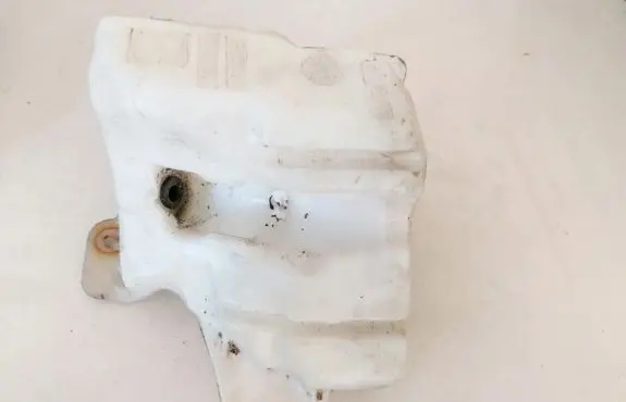Opel Corsa D Windshield washer fluid reservoir/tank 55702892
