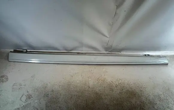Volkswagen e-Up Front sill (body part) 12E853859A
