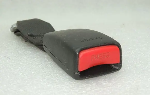 Suzuki Grand Vitara II Rear seatbelt buckle 8490665J005PK