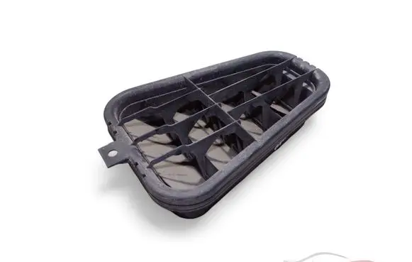 Audi A4 S4 B7 8E 8H Quarter panel pressure vent 8E0819181