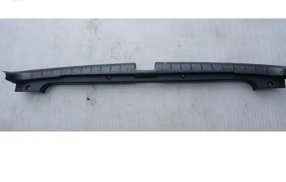 Volvo V70 Trunk grilles 