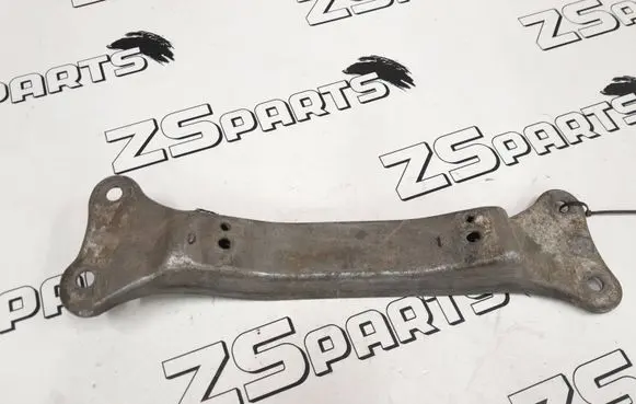 BMW 5 E34 Gear shift cable bracket 1139036