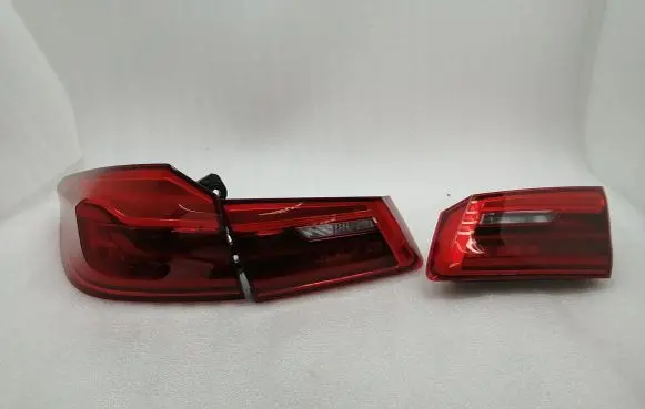 BMW M5 F90 Tailgate rear/tail lights 7376469