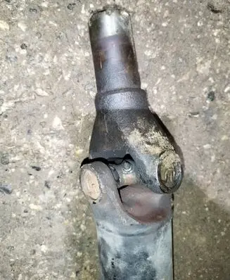 Jeep Liberty Front prop shaft 