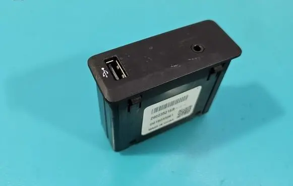 Renault Megane IV USB socket connector 280235216R IMPRK1590314