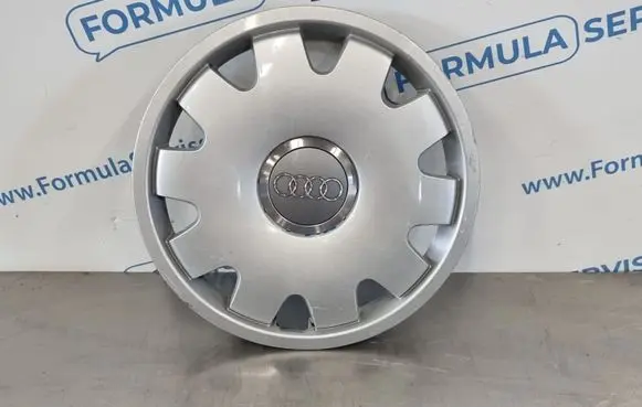 Audi A6 S6 C5 4B R16 wheel hub/cap/trim 4B0601147C