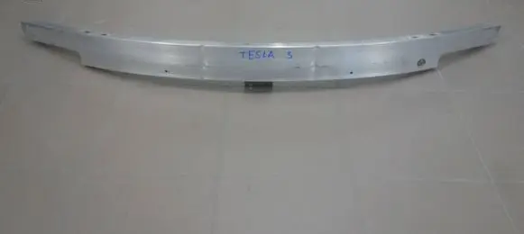 Tesla Model 3 Front bumper cross member 1104667CNL