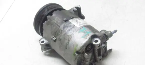 Volvo XC60 Air conditioning (A/C) compressor (pump) 8623176