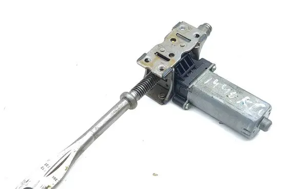 Land Rover Range Rover L405 Seat adjustment motor 984685105