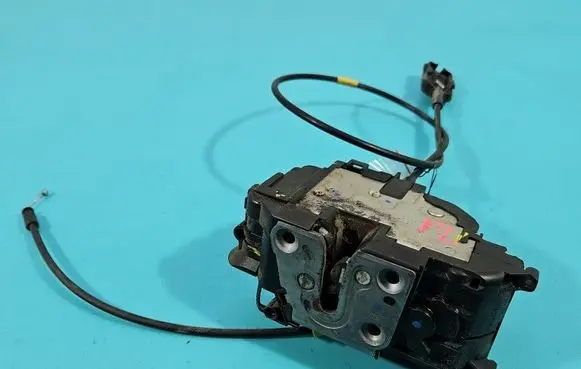 Renault Kangoo II Front door lock 8200497579D IMPRK1592973