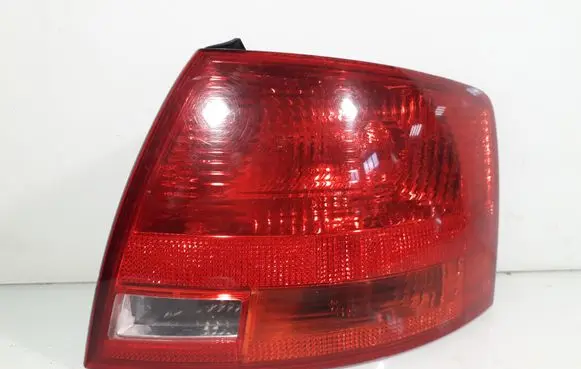 Audi A4 S4 B7 8E 8H Rear/tail lights 484112R 748302R