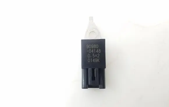 Toyota Urban Cruiser (XP110) Sensor 9098004148