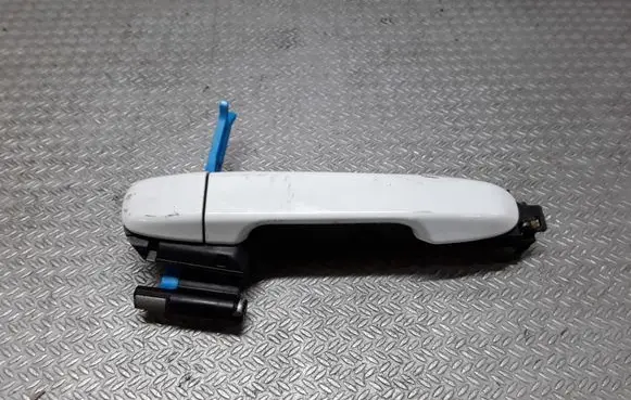 Toyota Yaris Rear door exterior handle 692040D09000