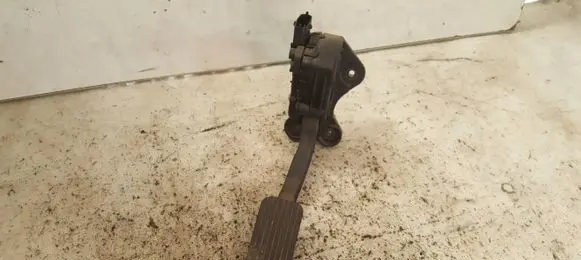 KIA Ceed Accelerator throttle pedal