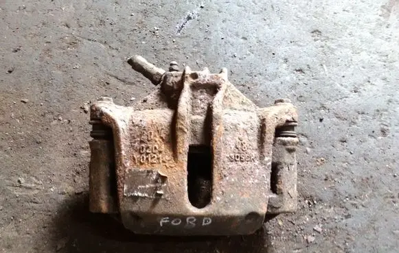 Peugeot 206 Front brake caliper 0204Y01214
