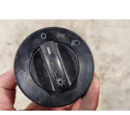 Volkswagen Polo Light switch 6Q0941531B