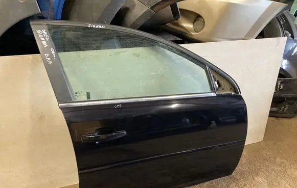 Opel Signum Front door 13170140