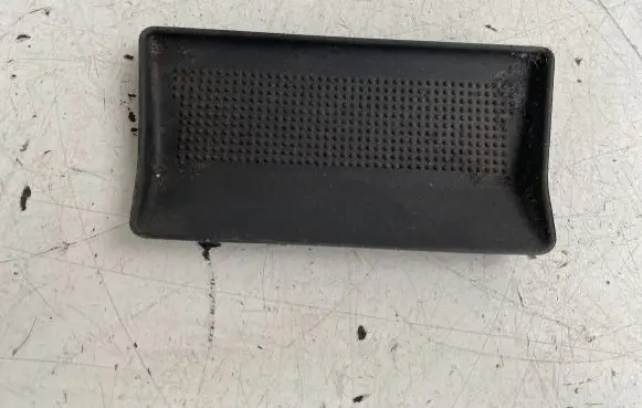 Volvo V50 Central console drawer/shelf pad 8686035