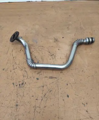 Volvo S40, V40 Turbo turbocharger oiling pipe/hose