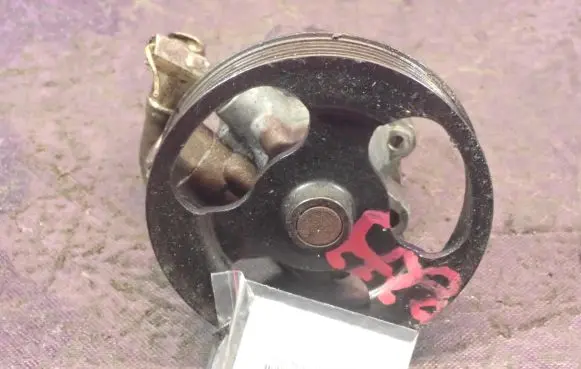 Mazda 3 I Power steering pump 450858