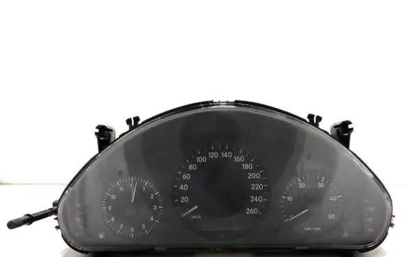 Speedometer (instrument cluster)