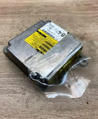 Toyota Avensis T250 Airbag control unit/module 8917005120 208623102