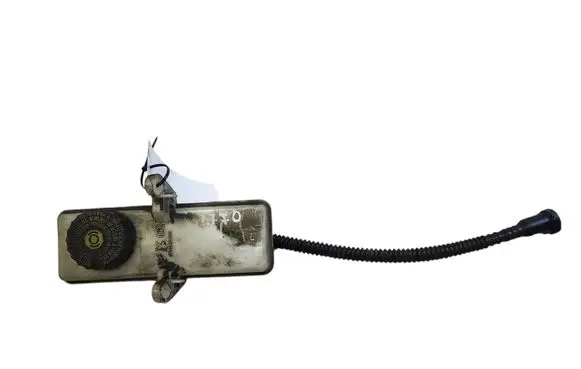 Brake fluid reservoir