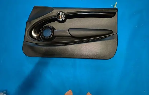 Mini One - Cooper F56 F55 Front door trim bar 