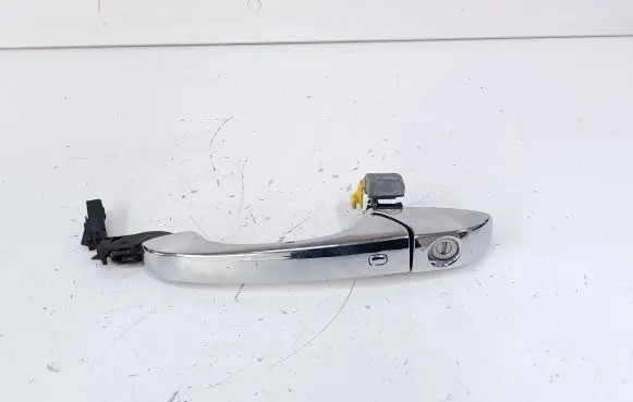 Chrysler Town & Country V Front door exterior handle 04589429AH