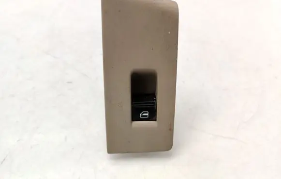 Volkswagen PASSAT B7 Electric window control switch 3AA868749