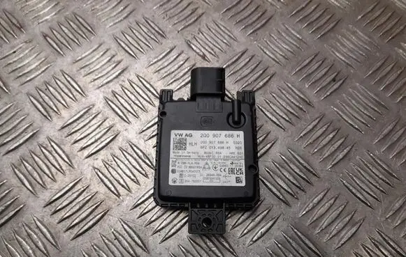 Volkswagen Taigo Distronic sensor radar 2Q0907686H