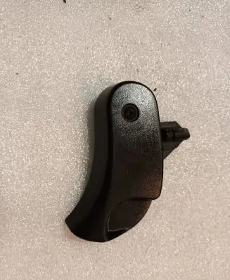 BMW 3 E46 Engine bonnet (hood) release handle 8223163