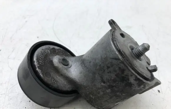 Alfa Romeo Giulietta Generator/alternator belt tensioner 05061000