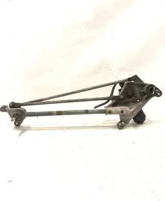 Honda CR-V Front wiper linkage and motor 40226