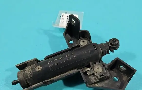 Peugeot 5008 Headlight washer spray nozzle 9685172680 IMPRK1527236