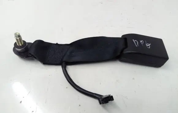 Nissan Qashqai+2 Rear seatbelt buckle 88822EY10C