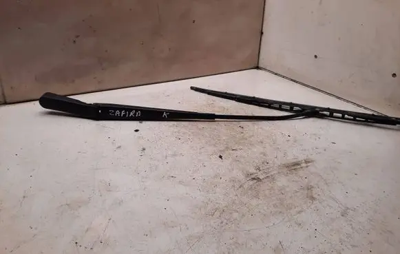 Opel Zafira A Front wiper blade arm 90582557