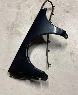 Mercedes-Benz E W210 Under headlight/headlamp trim 2108200212