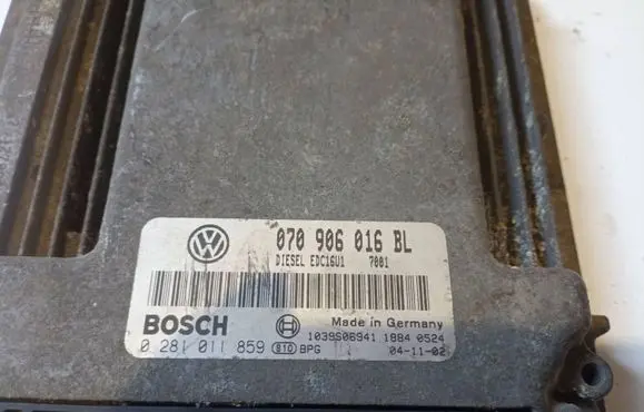 Volkswagen Touareg I Engine control unit/module 070906016BL 1039S06941 0281011859