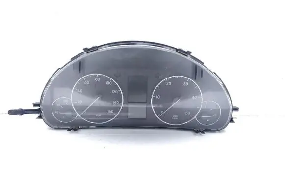 Mercedes-Benz C W203 Speedometer (instrument cluster) A2035409247 110080307